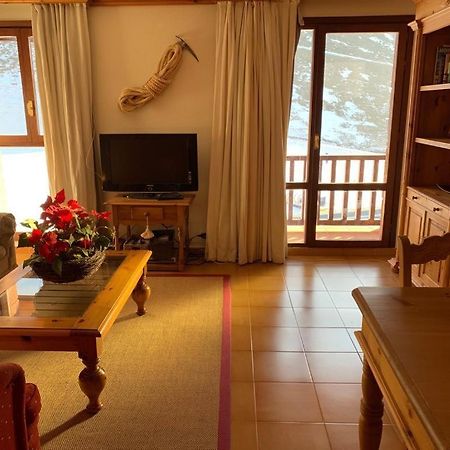 Acogedor Apartamento En 阿斯托恩 外观 照片
