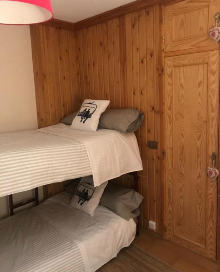 Acogedor Apartamento En 阿斯托恩 外观 照片