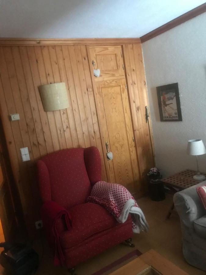 Acogedor Apartamento En 阿斯托恩 外观 照片